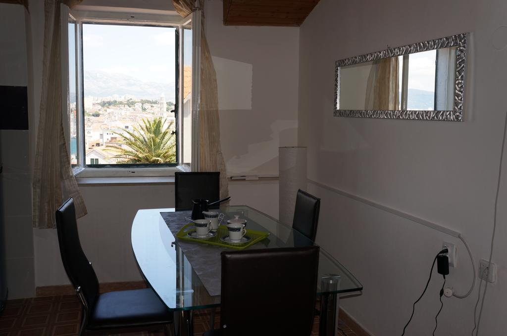 Apartment Varos Split Room photo